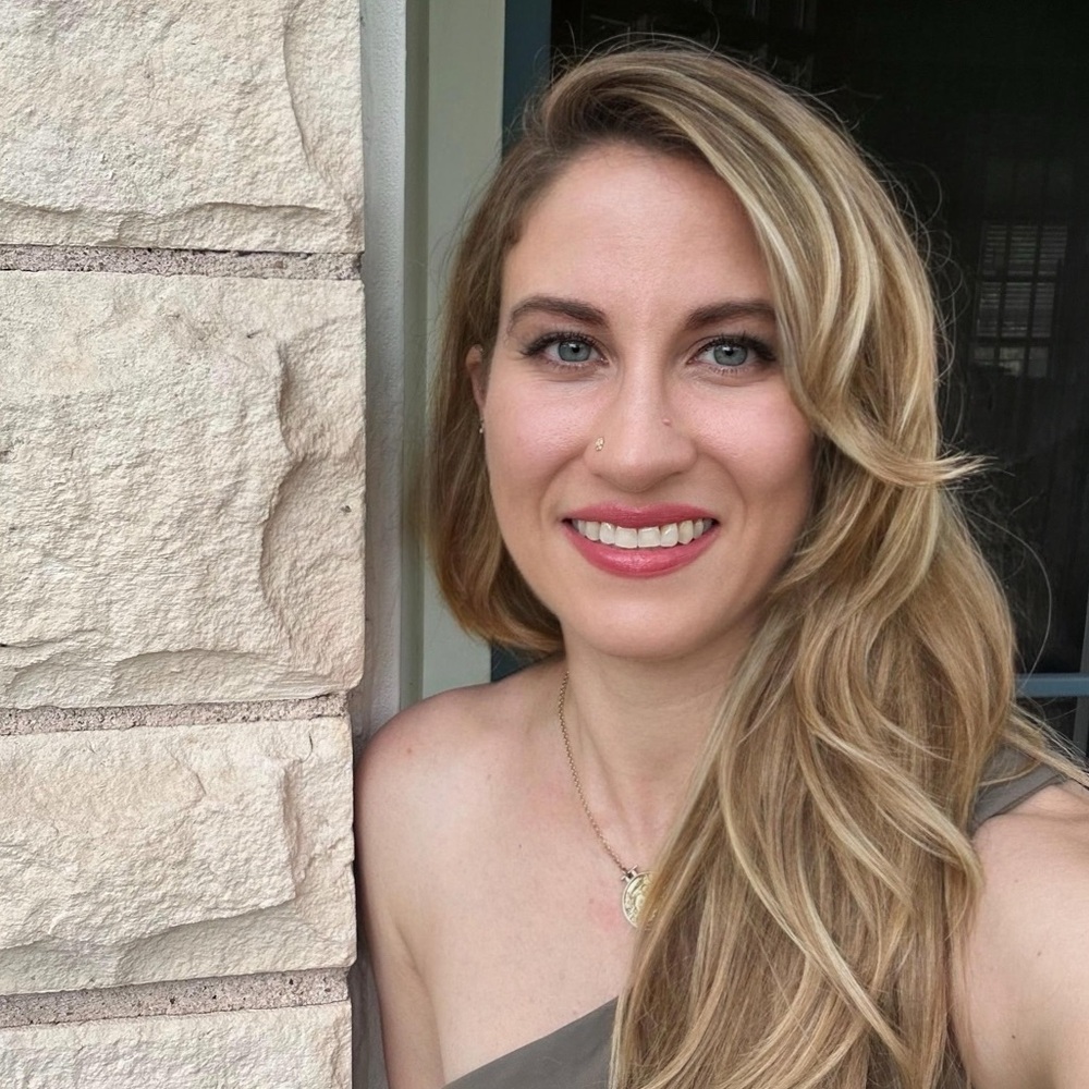 Meet your Posher, Posh